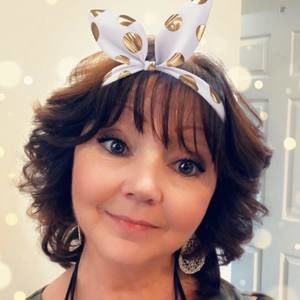 Meet your Posher, Cookie